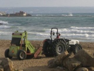 LIMPIEZA PLAYA 03